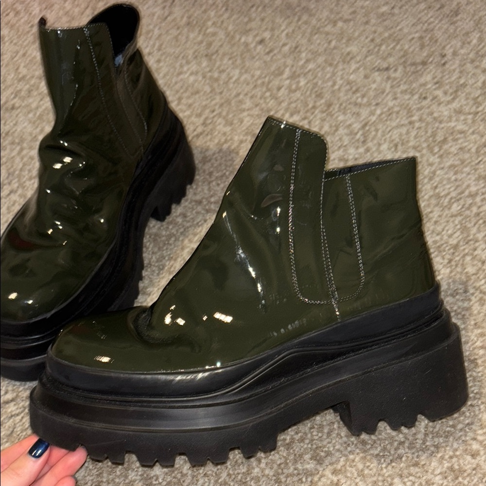 PLAN C DARK GREEN PLATFORM BOOTS